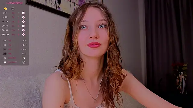 Alisavine online show from April 19, 8:00 pm