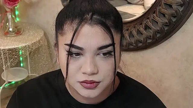 SpicyCarlaXX online show from February 14, 8:11 pm