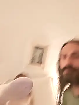 DaisyDea-MrKurt online show from November 16, 10:10 pm