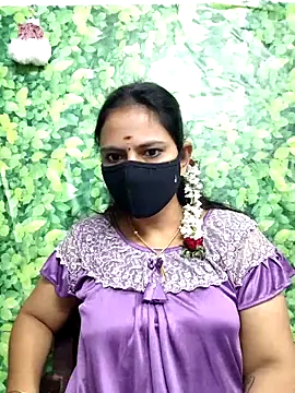 Queen-Neha online show from December 19, 11:35 am