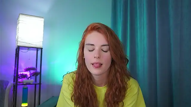 foxy cute4you online show from April 11, 6:33 pm