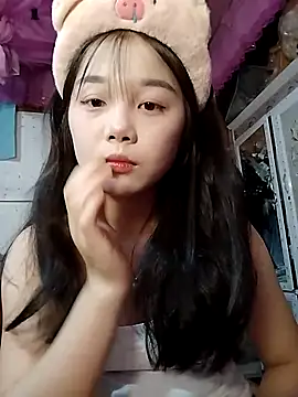 Baa-bee22 online show from April 26, 5:49 am