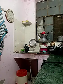 CUTE-LOVE-SWEETS online show from April 5, 3:55 pm