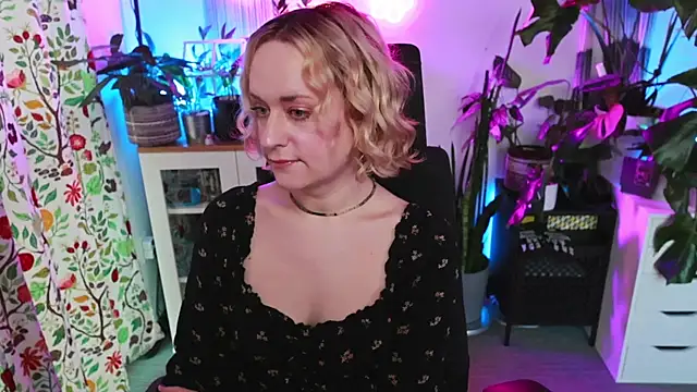 xzoeyryanx online show from December 19, 4:21 pm