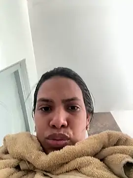 ArielleMillerr- online show from February 2, 5:45 pm