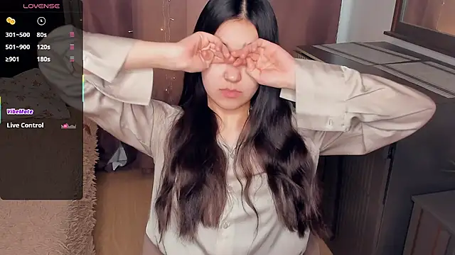 MeliaMelchiori online show from February 18, 10:58 am