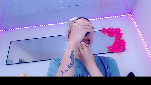 Karla hot777 online show from March 28, 1:32 pm