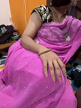 cutestpearl online show from February 16, 7:03 pm