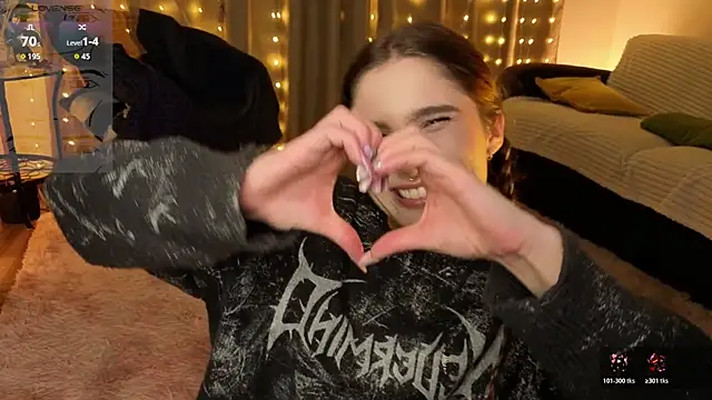 RozanneJordan online show from March 11, 5:15 pm