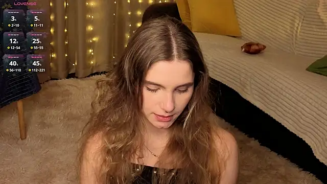 RozanneJordan online show from February 11, 5:25 pm