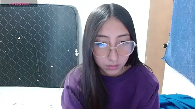 Nanylux online show from April 13, 3:30 am