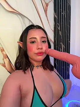 emy eviee online show from March 13, 5:25 pm