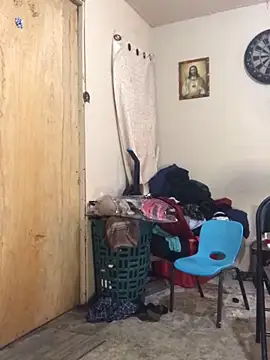 AndreaSFanSTo online show from February 15, 10:47 am