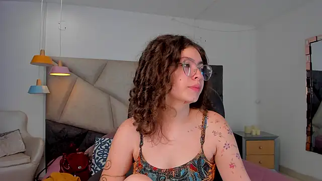 MarieTaylor  online show from March 2, 6:03 pm