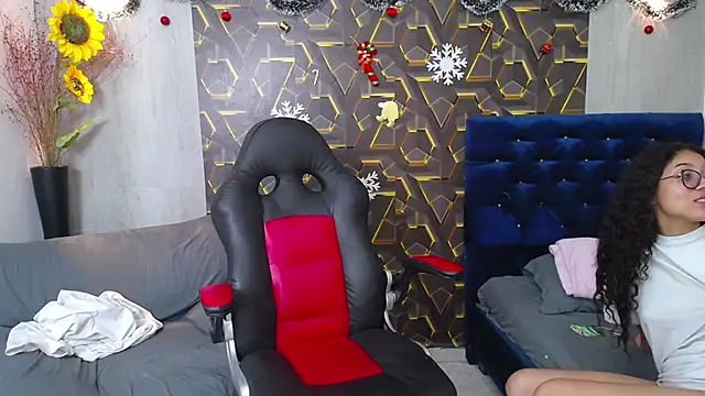 sweett love  online show from January 11, 8:52 am