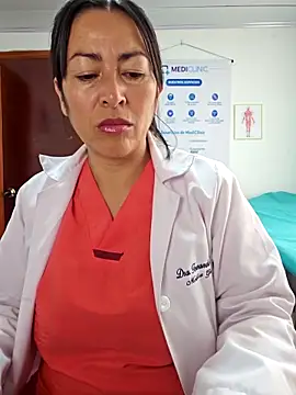 JustSamantha  online show from March 3, 1:06 pm