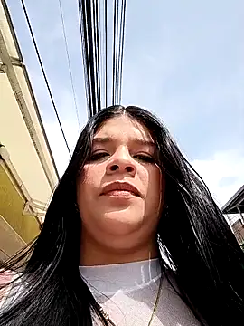 Layla-daring online show from February 7, 7:29 pm