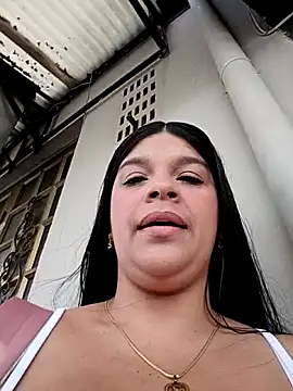 Layla-daring online show from March 2, 8:04 pm