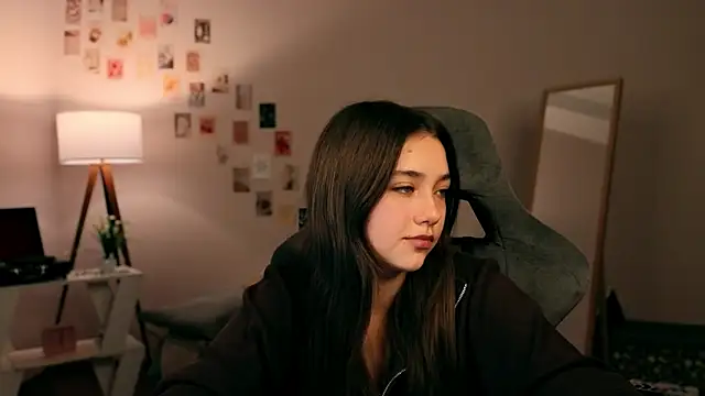 Vexorine online show from November 27, 7:50 pm