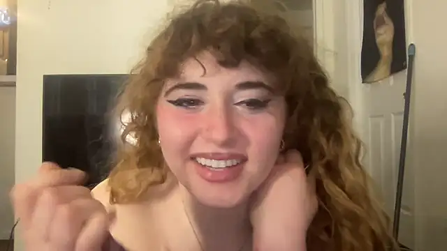 ariapeachy online show from December 13, 7:53 pm