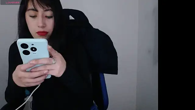 luisa homes online show from March 3, 10:16 pm