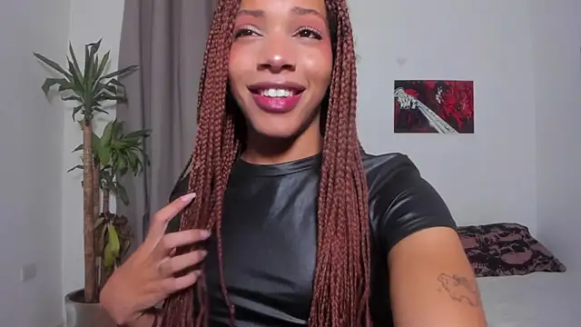 Catty Noir online show from April 17, 3:30 am