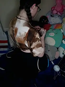 LaylaLucis online show from January 11, 2:05 am