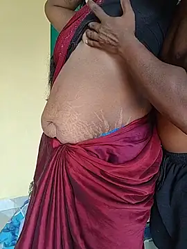 Desicouple1706 online show from May 22, 6:33 am