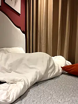 Queen-of-Love online show from December 15, 8:14 pm