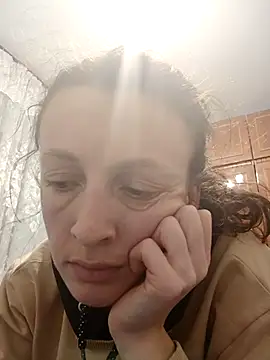 AlisKiv online show from November 28, 8:56 pm