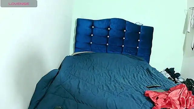 ashleey palmer online show from March 30, 10:26 am