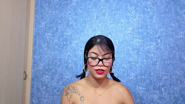 Malia fox online show from May 28, 6:39 pm