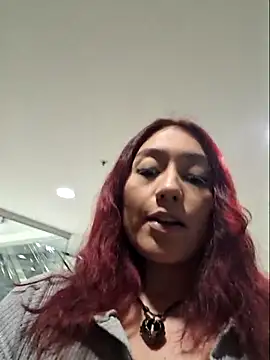 Eveeelyn25 online show from February 25, 12:42 am