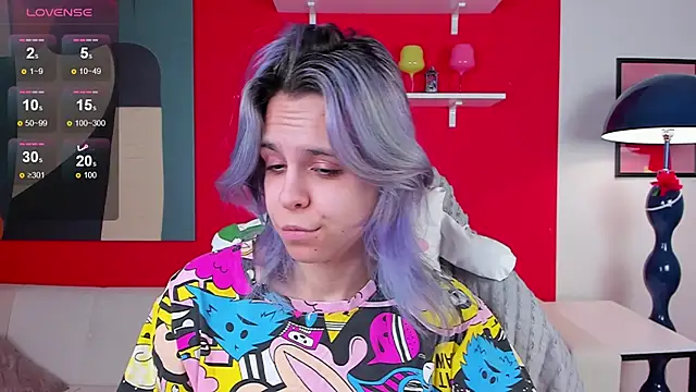 LiraBelle online show from April 3, 3:15 am