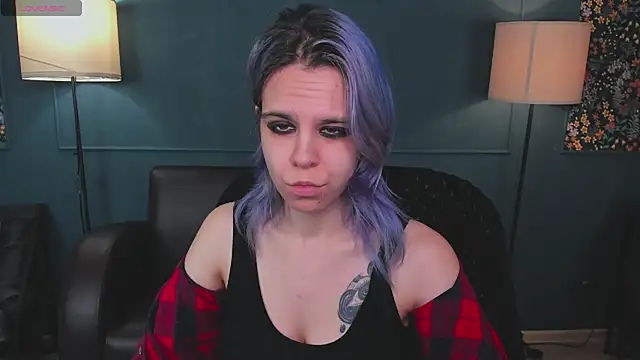 LiraBelle online show from March 31, 3:06 am