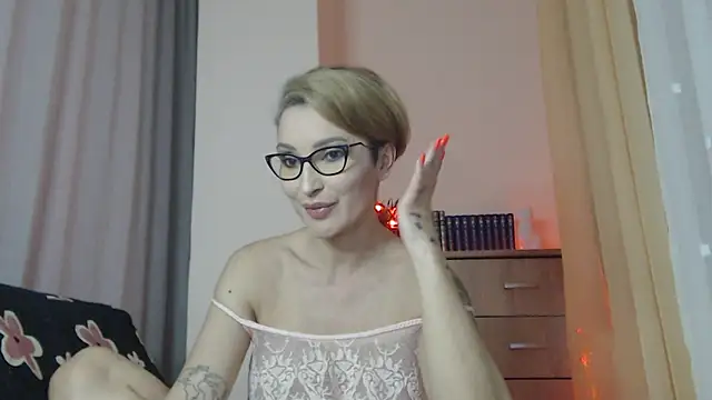 JADAPink    online show from April 18, 7:58 pm