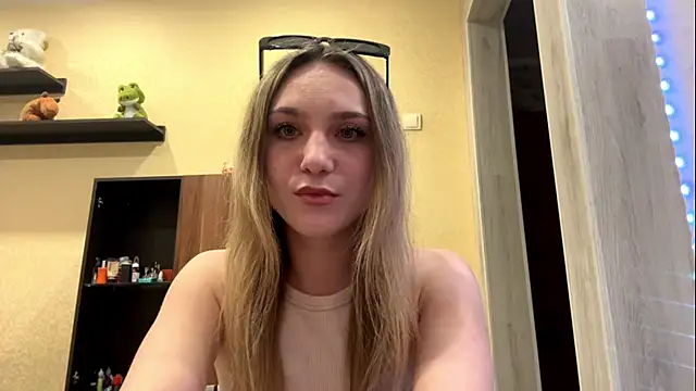 MilaBrosky online show from December 4, 2:19 pm