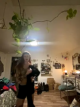 ashtrayhaterz online show from November 30, 8:29 am