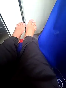 aricub online show from March 17, 7:29 pm