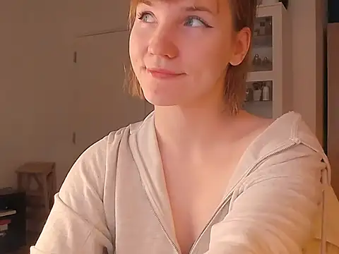 CatchVi online show from April 8, 8:44 pm