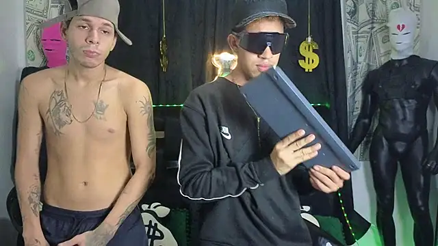 Princess Room online show from December 5, 8:03 am