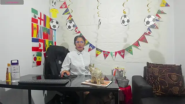 Miss clarepocahose online show from July 1, 1:38 am