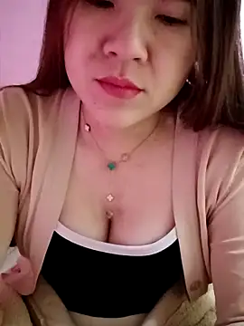 Lily-ross22 online show from January 8, 4:16 am