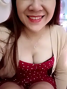 Lily-ross22 online show from March 11, 5:11 am