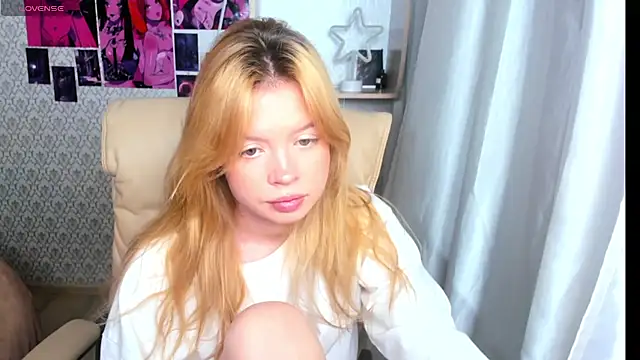 AlysaMeow online show from November 25, 8:05 am