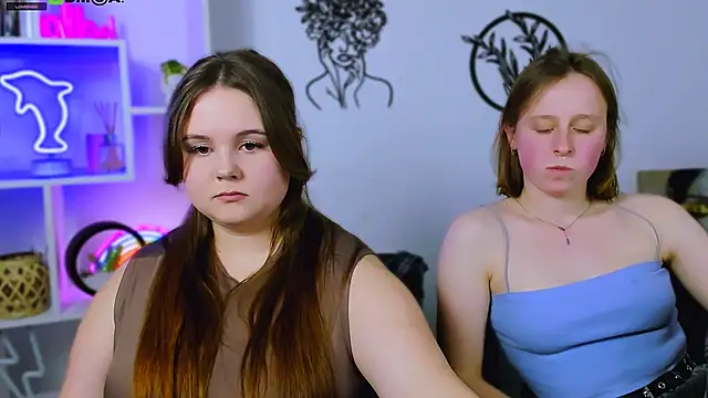 candy flossie1 online show from March 4, 8:15 pm