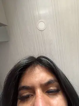 SaraAndrade  online show from March 9, 2:20 pm