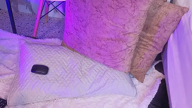 Kattie sweet1 online show from January 9, 6:23 pm