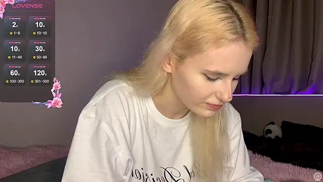 MilaElin online show from February 5, 5:16 pm