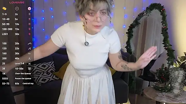 Spider Arti online show from December 15, 9:20 pm